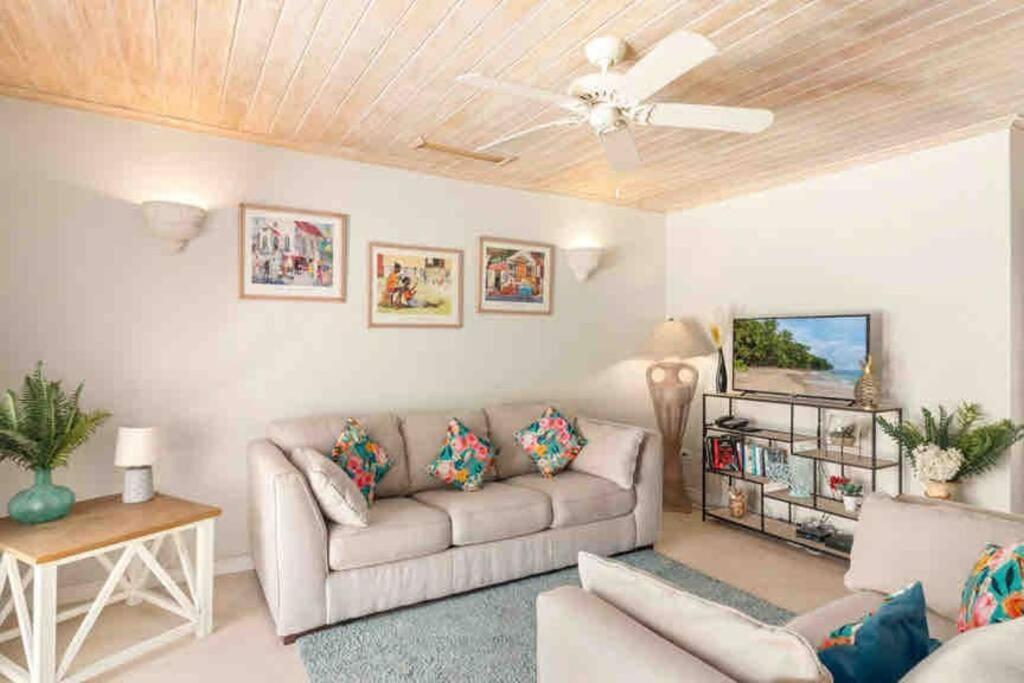 סנט ג'יימס Nanpa, Luxury Family Three Bed Villa, St James West Coast, Private Pool מראה חיצוני תמונה